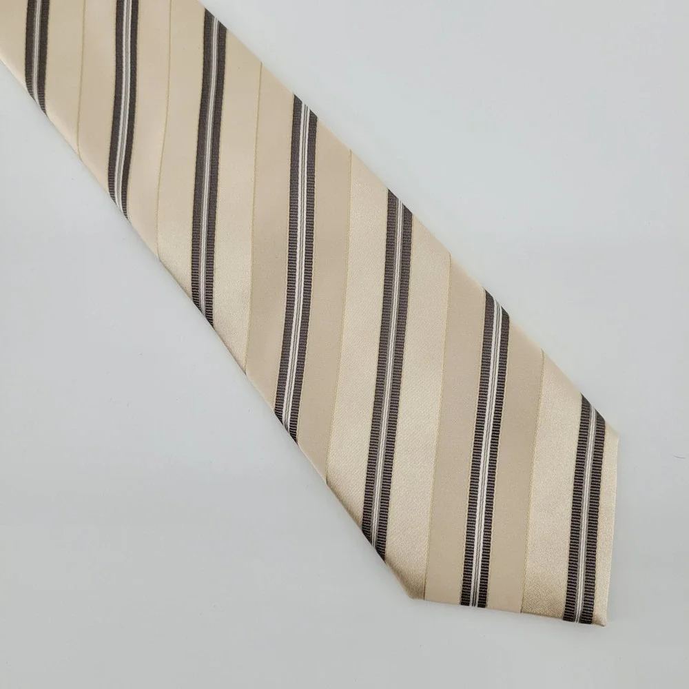 Donald J Trump Signature Collection Silk Striped‎ Necktie Hand Made Mens Formal